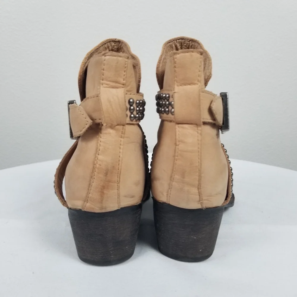 Jeffrey Campbell Free People Western Studded Dodge Tan Rockabilly Ankle Boots 9 - Picture 6 of 16